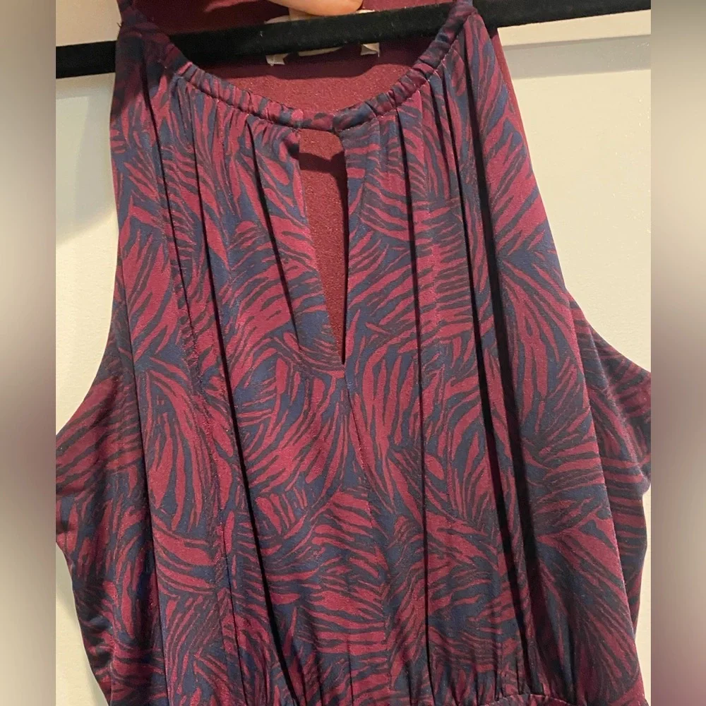LOFT Maxi Dress – XS – Maroon & Navy Palm Print | Wedding Guest | Boho Chic - Picture 4 of 10